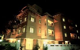 Tristar Serviced Apartments